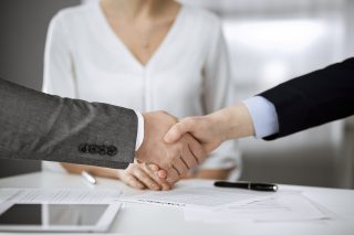handshake business agreement